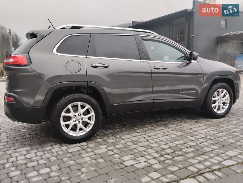 Позашляховик / Кросовер Jeep Cherokee 2014 в Татарові