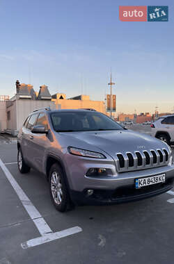 Внедорожник / Кроссовер Jeep Cherokee 2017 в Киеве