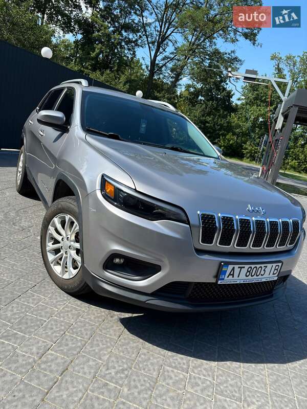 Внедорожник / Кроссовер Jeep Cherokee 2019 в Ивано-Франковске
