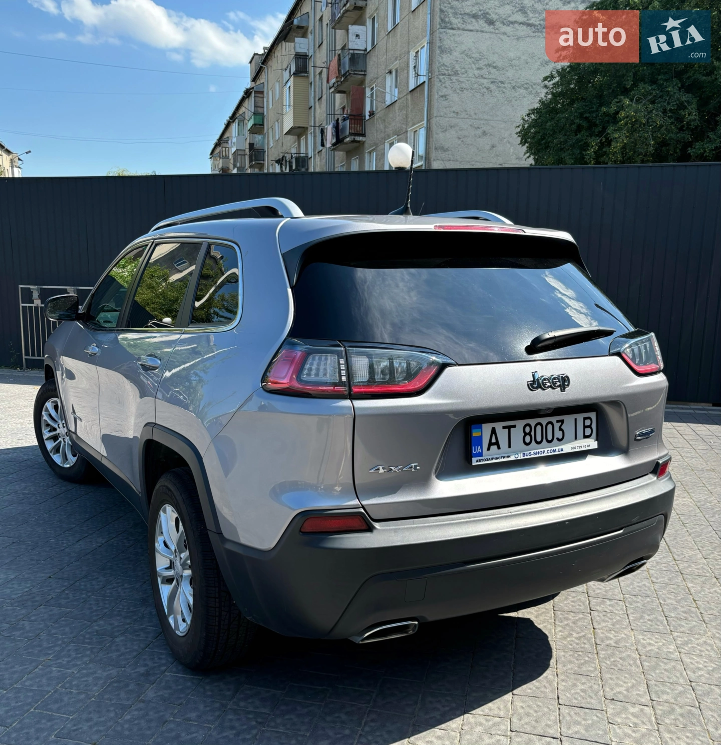 2019 Jeep Cherokee - мініатюра 4