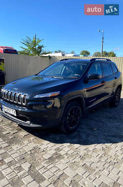 Позашляховик / Кросовер Jeep Cherokee 2016 в Одесі