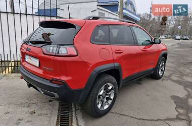 Внедорожник / Кроссовер Jeep Cherokee 2018 в Николаеве