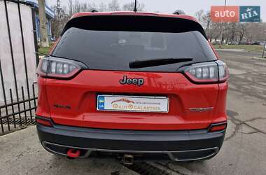 Внедорожник / Кроссовер Jeep Cherokee 2018 в Николаеве