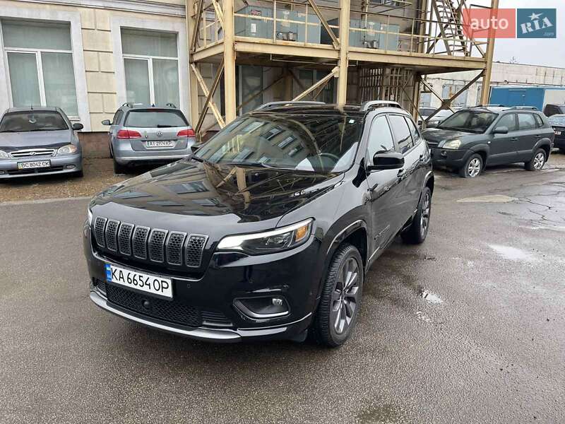 Внедорожник / Кроссовер Jeep Cherokee 2020 в Киеве