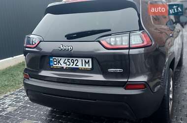 Позашляховик / Кросовер Jeep Cherokee 2021 в Рівному