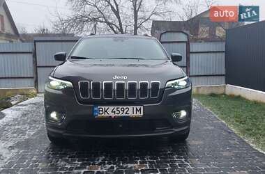 Позашляховик / Кросовер Jeep Cherokee 2021 в Рівному