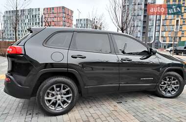 Внедорожник / Кроссовер Jeep Cherokee 2013 в Киеве