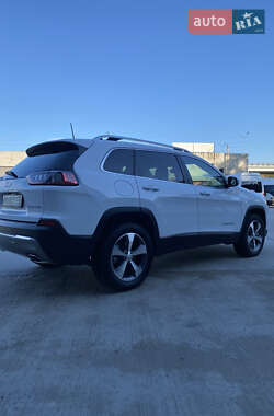 Позашляховик / Кросовер Jeep Cherokee 2020 в Броварах