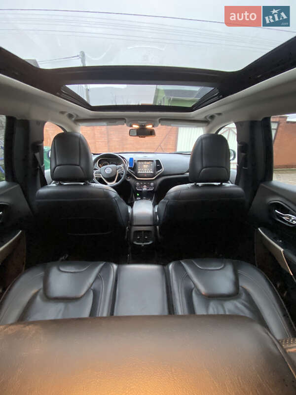 Позашляховик / Кросовер Jeep Cherokee 2017 в Боярці