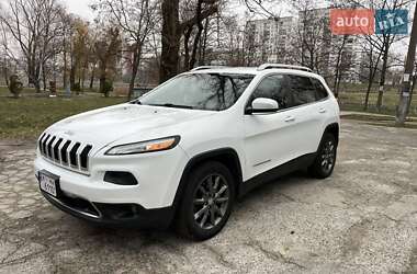 Позашляховик / Кросовер Jeep Cherokee 2015 в Києві