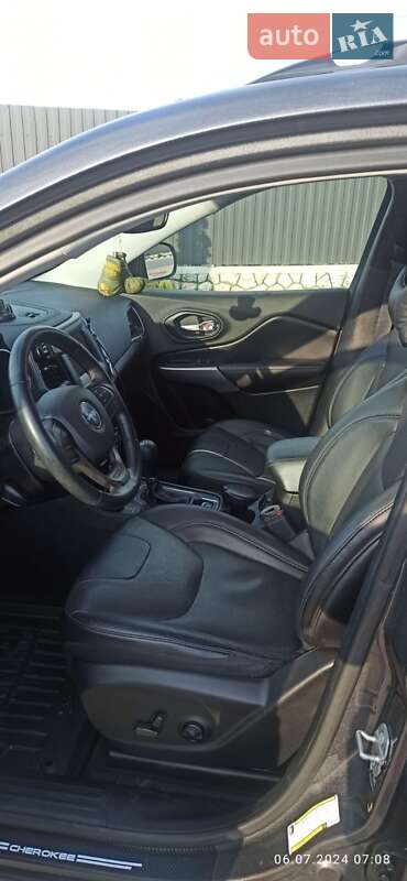 Позашляховик / Кросовер Jeep Cherokee 2020 в Копичинці