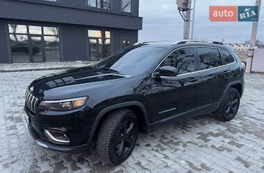 Внедорожник / Кроссовер Jeep Cherokee 2020 в Киеве