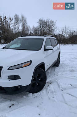 Позашляховик / Кросовер Jeep Cherokee 2015 в Луцьку