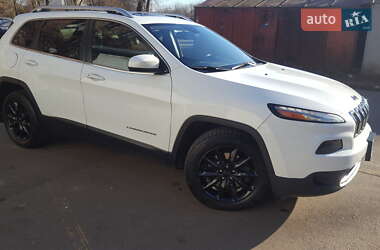 Внедорожник / Кроссовер Jeep Cherokee 2015 в Киеве