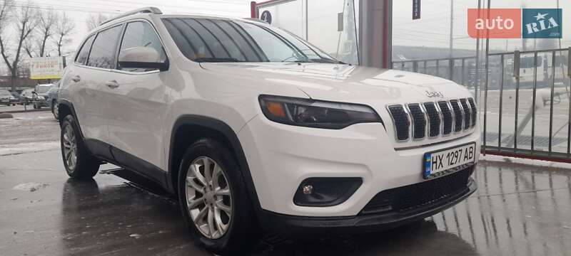 Внедорожник / Кроссовер Jeep Cherokee 2018 в Хмельницком