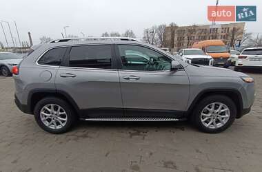 Позашляховик / Кросовер Jeep Cherokee 2017 в 