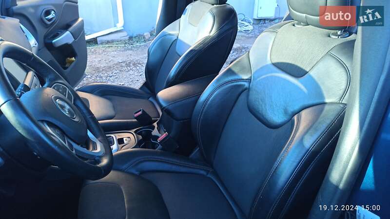 Внедорожник / Кроссовер Jeep Cherokee 2017 в Виннице