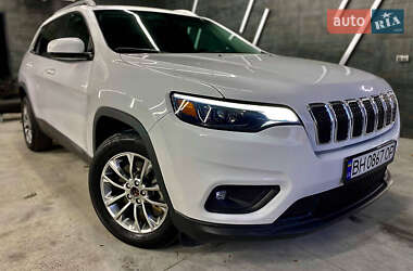 Внедорожник / Кроссовер Jeep Cherokee 2018 в 