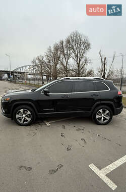 Внедорожник / Кроссовер Jeep Cherokee 2018 в Киеве