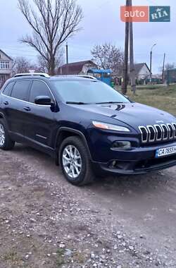 Внедорожник / Кроссовер Jeep Cherokee 2016 в 