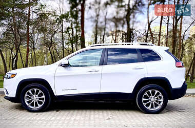 Внедорожник / Кроссовер Jeep Cherokee 2019 в Киеве