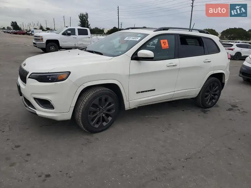 Jeep Cherokee