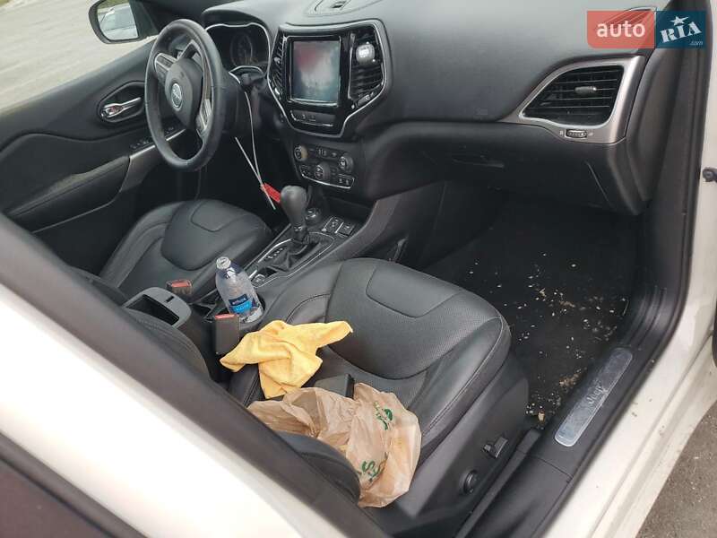 Внедорожник / Кроссовер Jeep Cherokee 2019 в Одессе