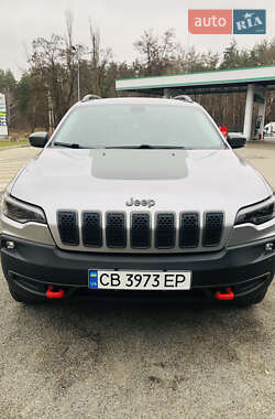 Позашляховик / Кросовер Jeep Cherokee 2018 в 