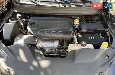Внедорожник / Кроссовер Jeep Cherokee 2019 в 