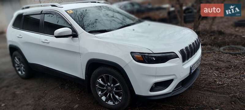 Внедорожник / Кроссовер Jeep Cherokee 2019 в 