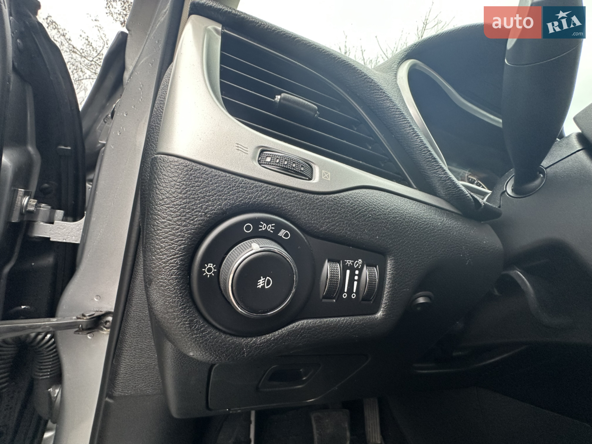 2013 Jeep Cherokee - мініатюра 11