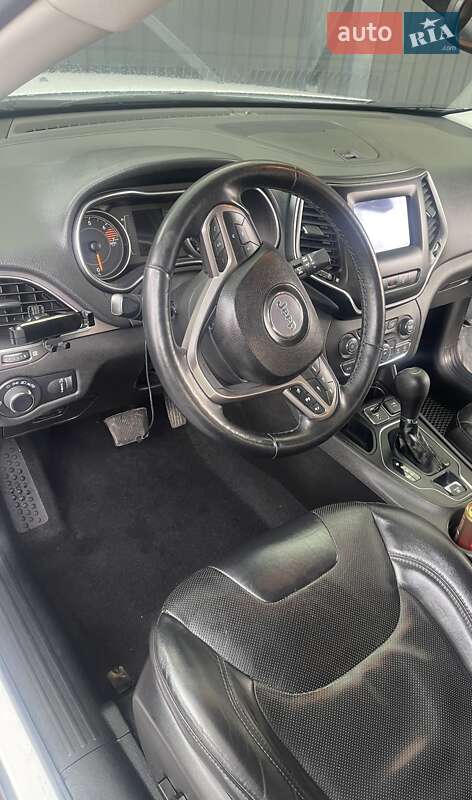 Позашляховик / Кросовер Jeep Cherokee 2020 в Броварах