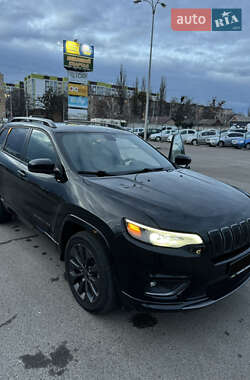 Внедорожник / Кроссовер Jeep Cherokee 2019 в 