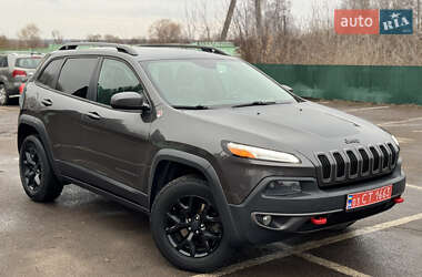 Внедорожник / Кроссовер Jeep Cherokee 2017 в Дубно