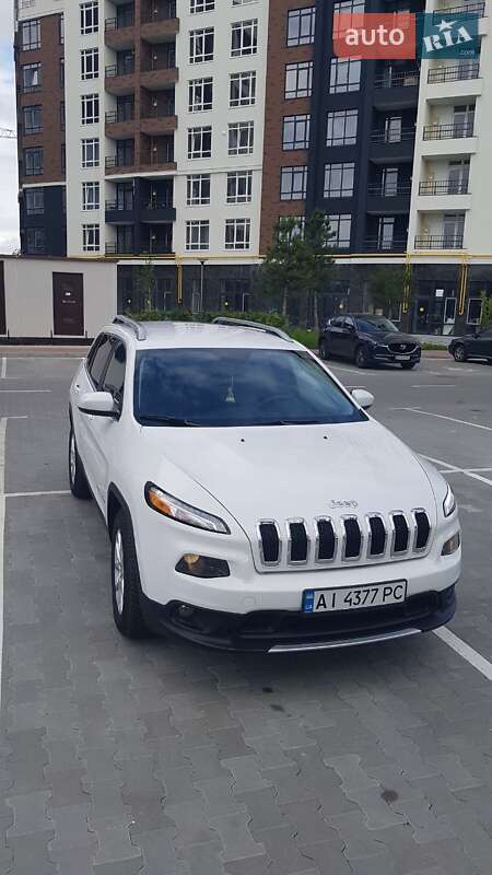 Внедорожник / Кроссовер Jeep Cherokee 2015 в Ирпене