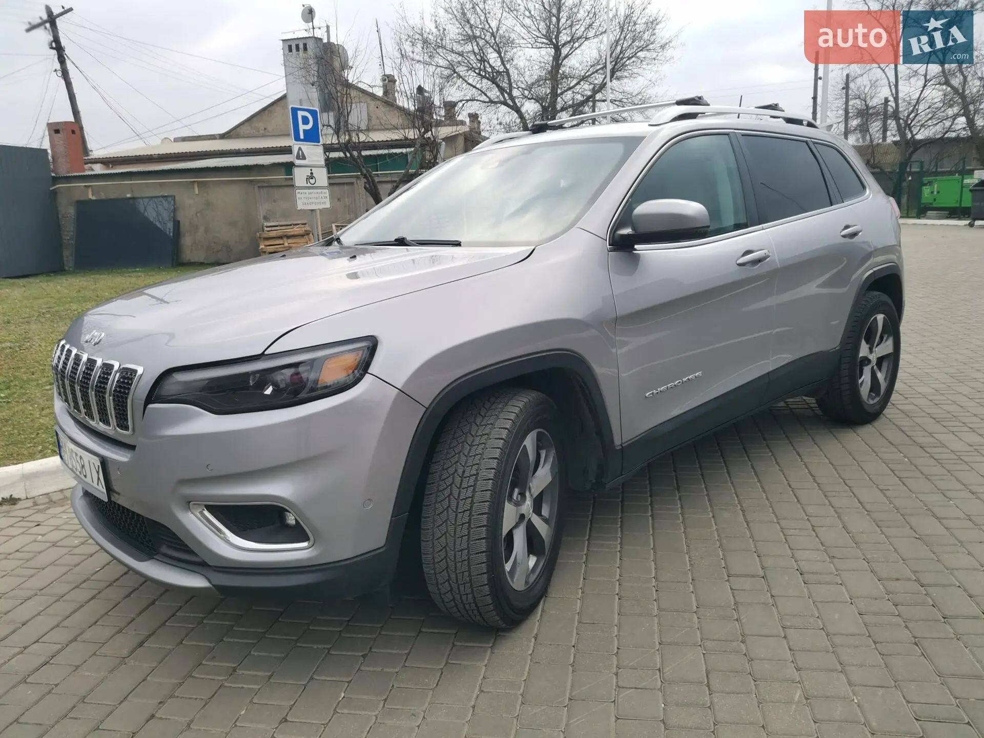 2018 Jeep Cherokee - мініатюра 2