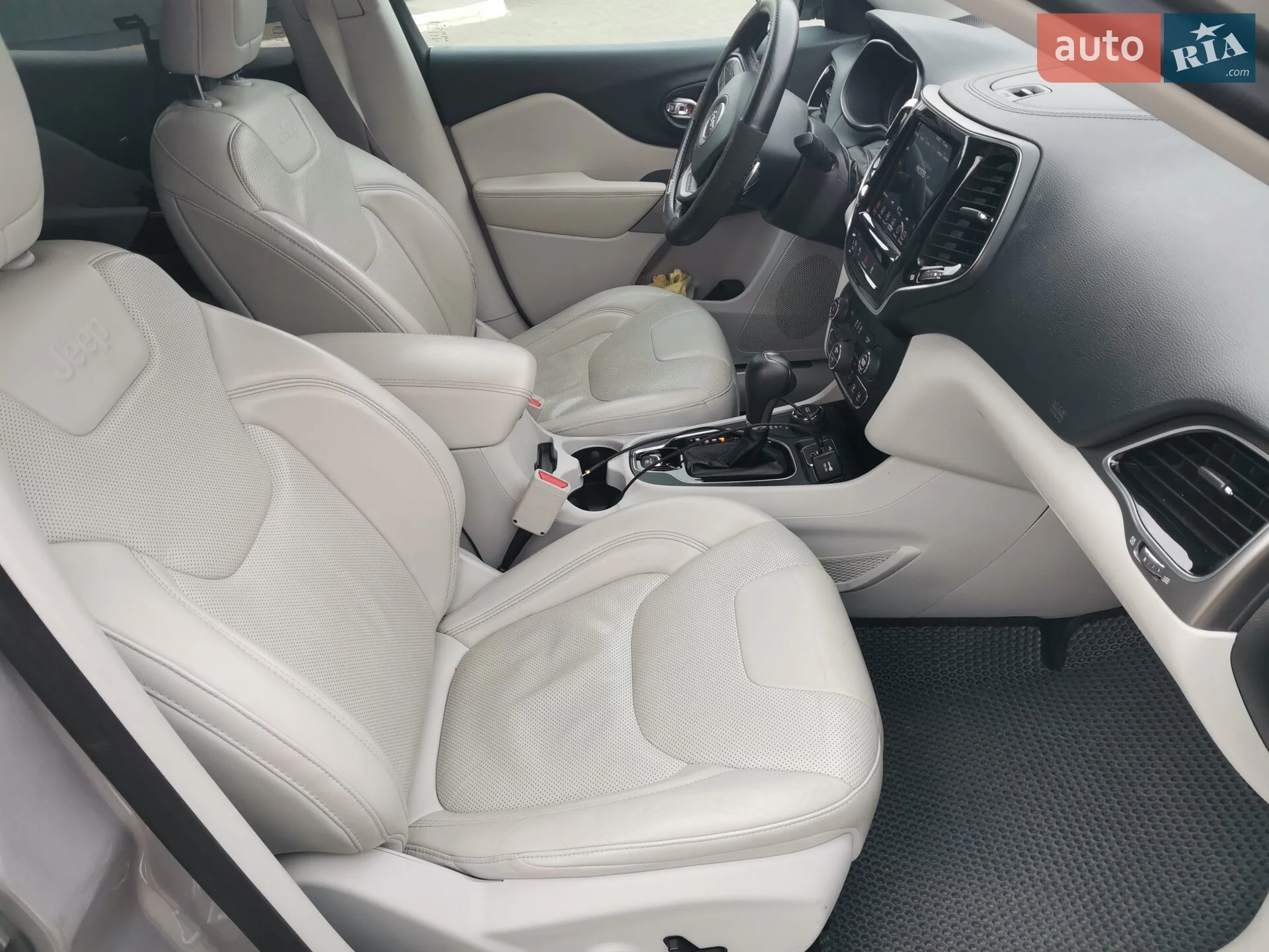 2018 Jeep Cherokee - мініатюра 20