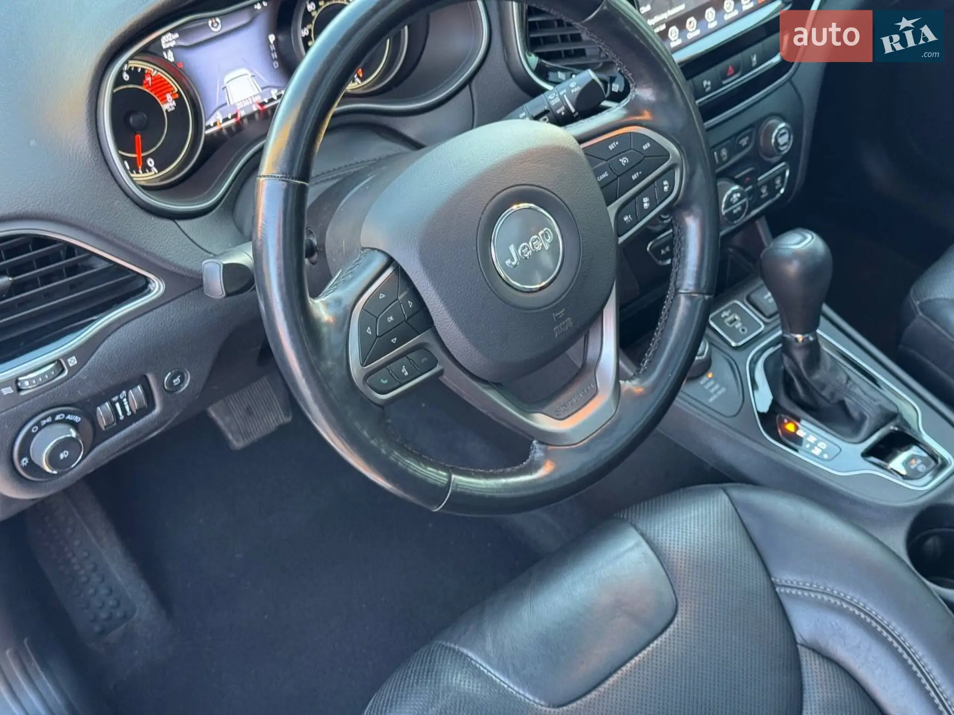 2020 Jeep Cherokee - мініатюра 10