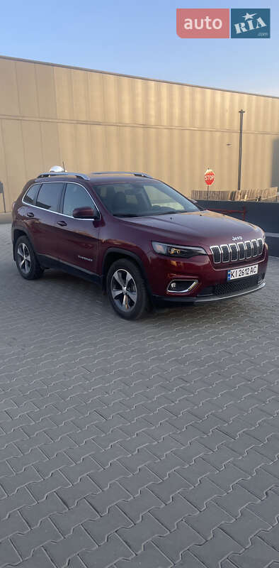 Внедорожник / Кроссовер Jeep Cherokee 2018 в Киеве