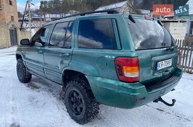 Внедорожник / Кроссовер Jeep Cherokee 2002 в Делятине