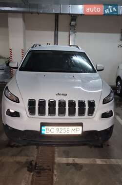 Внедорожник / Кроссовер Jeep Cherokee 2014 в Киеве