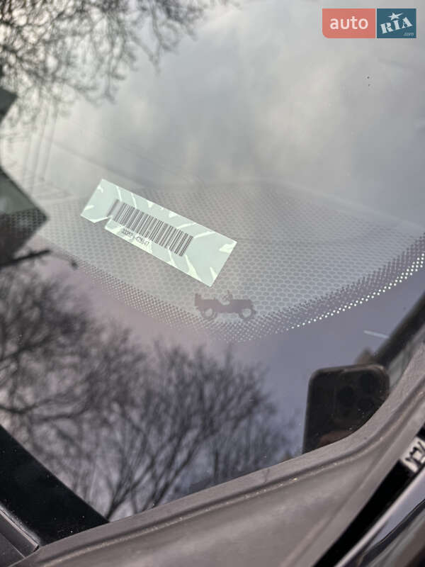 Внедорожник / Кроссовер Jeep Cherokee 2018 в Одессе фото 12 Внедорожник / Кроссовер Jeep Cherokee 2018 в Одессе