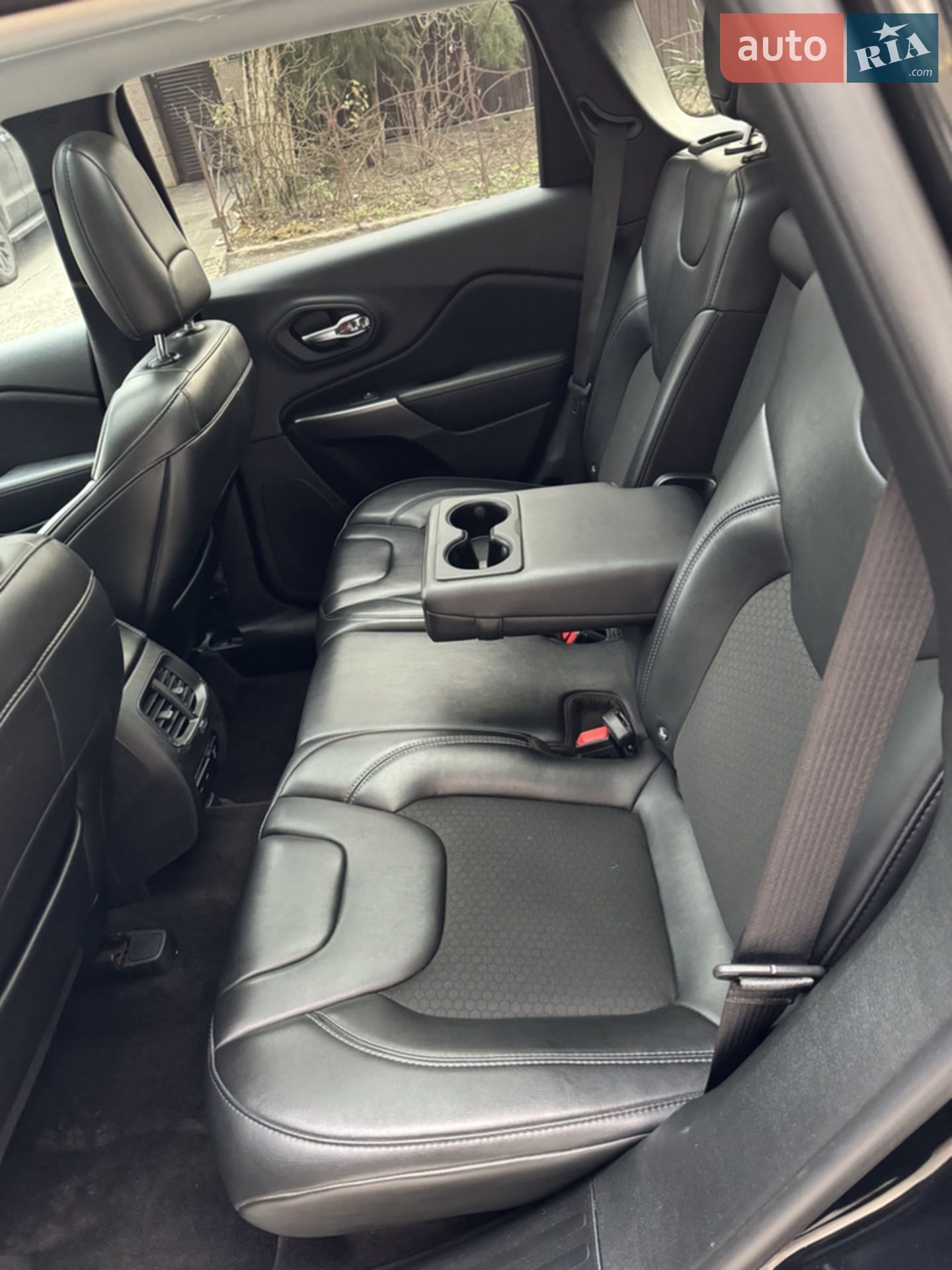 2018 Jeep Cherokee - мініатюра 20