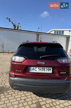 Внедорожник / Кроссовер Jeep Cherokee 2018 в 