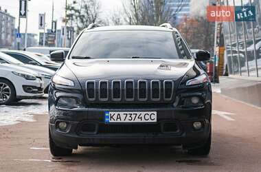 Внедорожник / Кроссовер Jeep Cherokee 2017 в Киеве