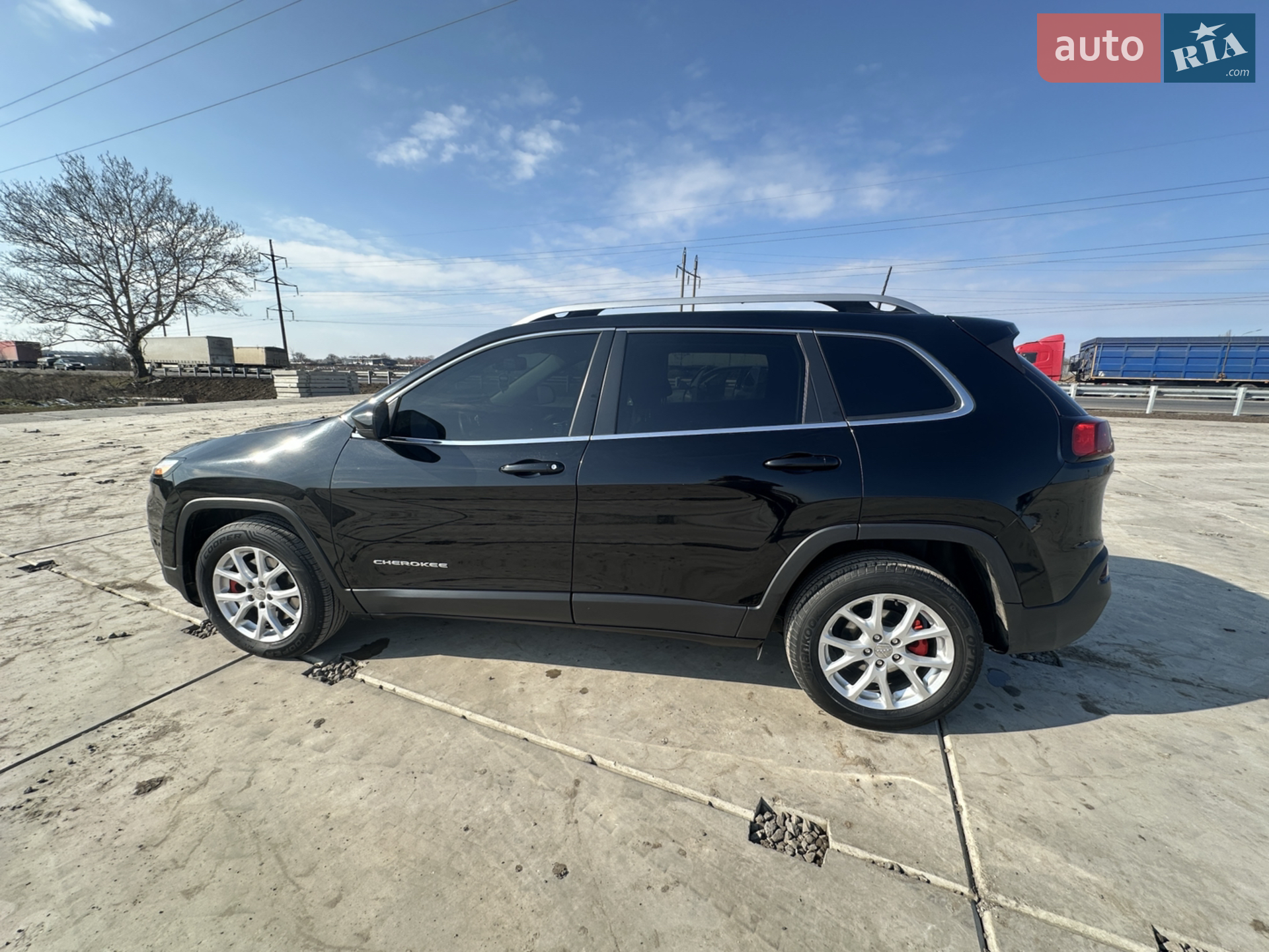 2016 Jeep Cherokee - мініатюра 9