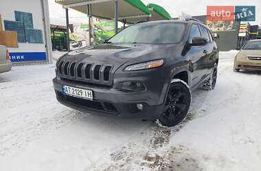 Внедорожник / Кроссовер Jeep Cherokee 2015 в Полтаве