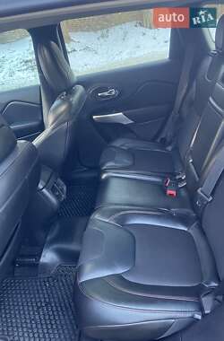 Внедорожник / Кроссовер Jeep Cherokee 2014 в 