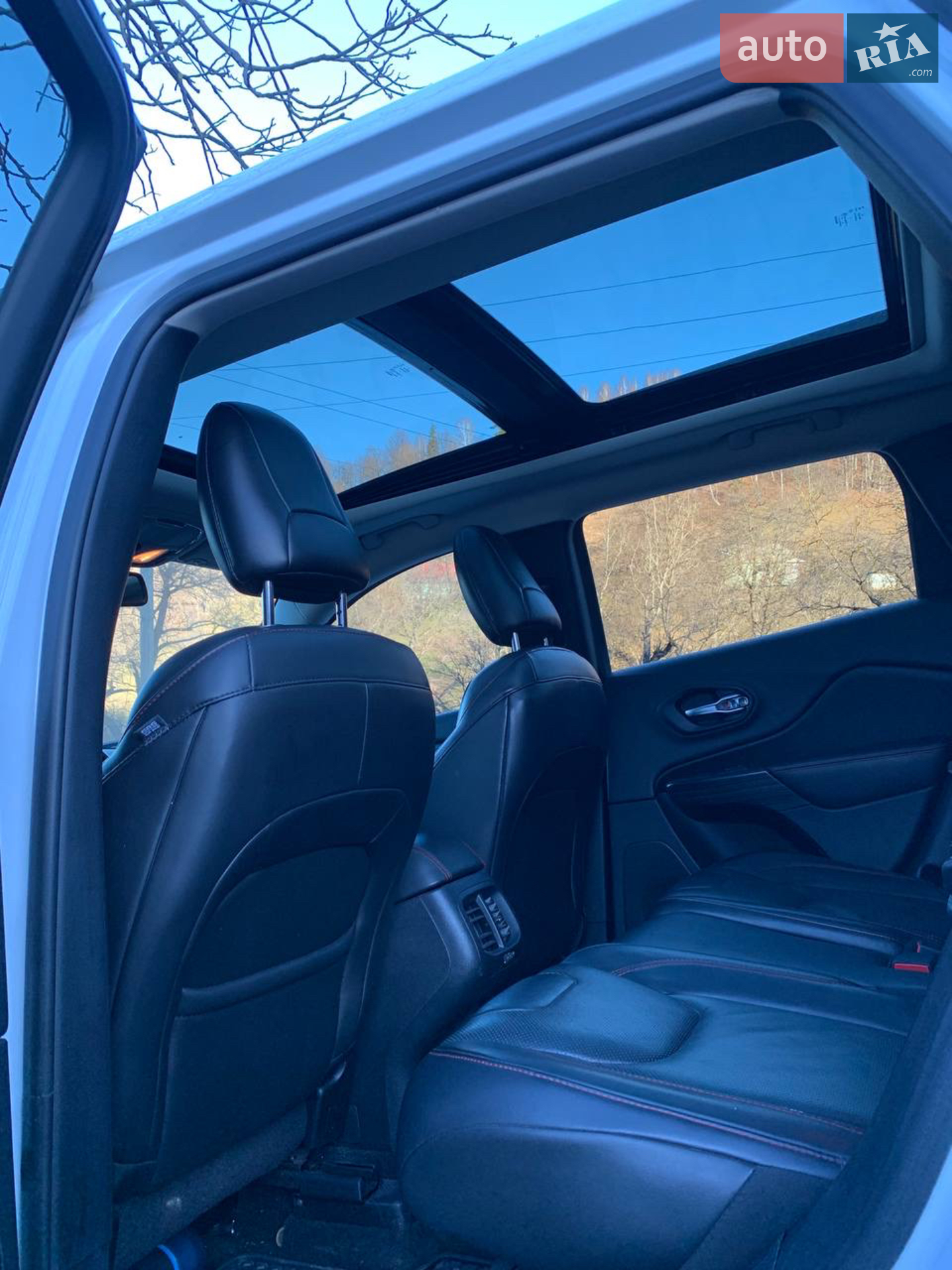 2015 Jeep Cherokee - мініатюра 16