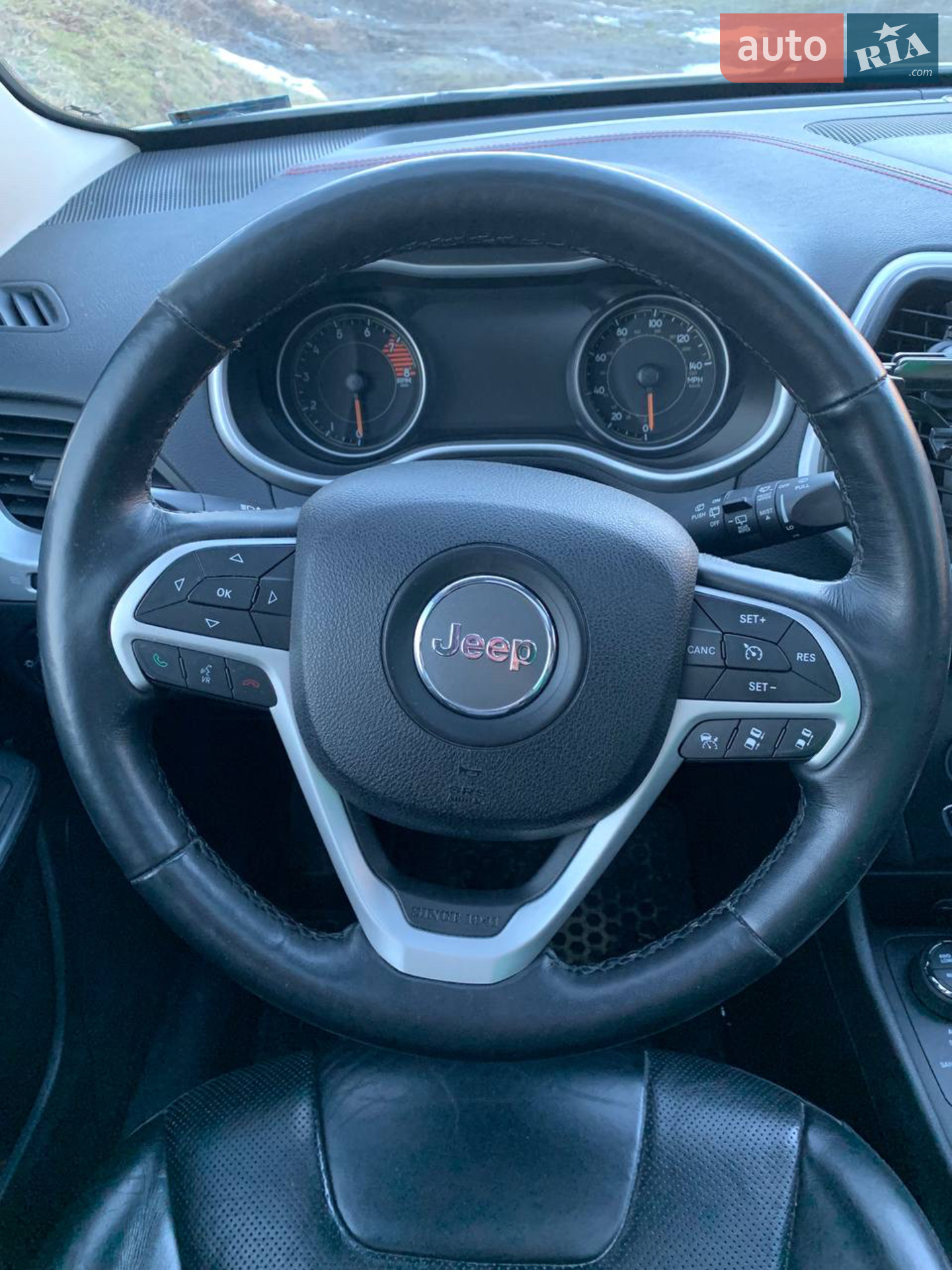 2015 Jeep Cherokee - мініатюра 11